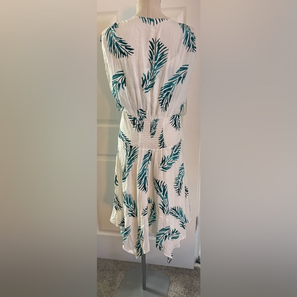 Women’s wrap sundress - palm print - women’s small - NWT - Picture 7 of 7